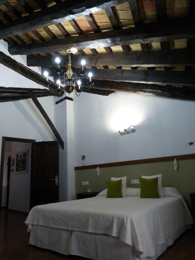 Hotel Del Arbol ชาทีวา ภายนอก รูปภาพ